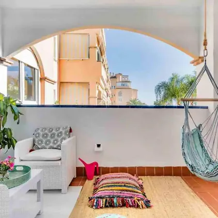 Beachfront With Pool, Bikes Torremolinos